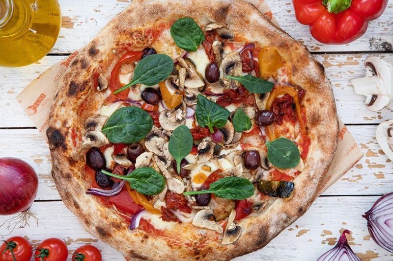 Sole Luna Pizza Mobile Catering Pizza Vans